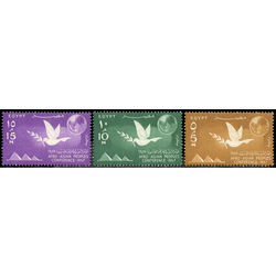 egypt stamp 410 2 pyramids dove and globe 1957