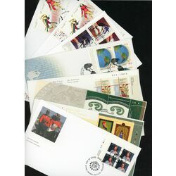collection of 16 blocs se tenants of canada first day covers 47 48c all grouped together by scott
