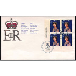 canada stamp 704 queen elizabeth ii 25 1977 FDC LL